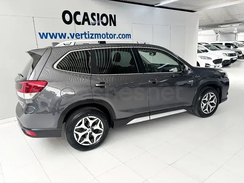 Usado Subaru Forester 150 CV (110 kW) 2022 Gris / plata SUV