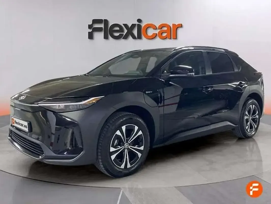 Usado Toyota bZ4X Advance 150 kW (204 CV) 2025 Negro SUV