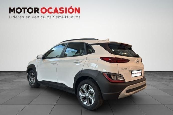 Usado Hyundai Kona 141 CV (103 kW) 2022 Blanco metalizado SUV