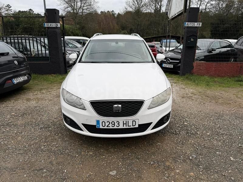 Usado Seat Exeo Sport 143 CV (105 kW) 2011 Blanco Familiar