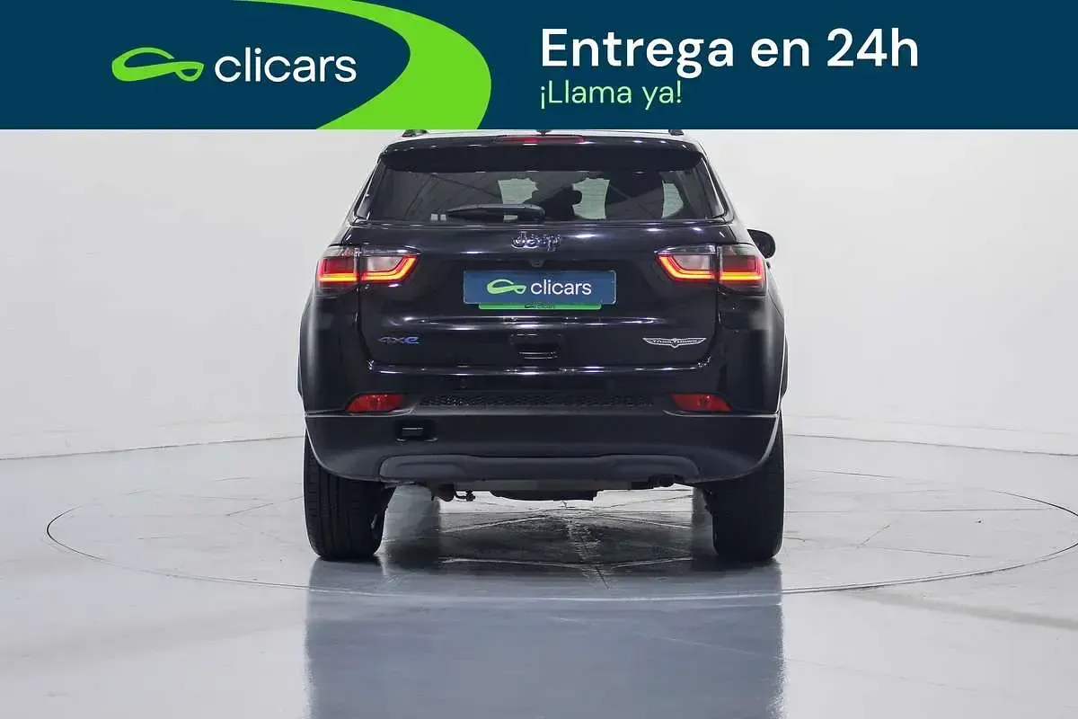 Usado Jeep Compass Trailhawk 179 CV (131 kW) 2023 Negro SUV