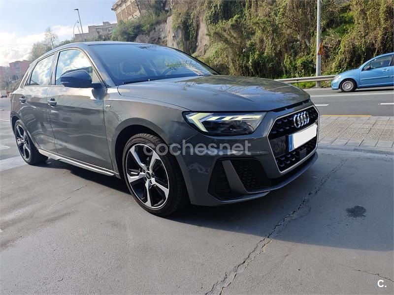 Usado Audi A1 Sportback 95 CV (69 kW) 2021 Gris / plata Utilitario