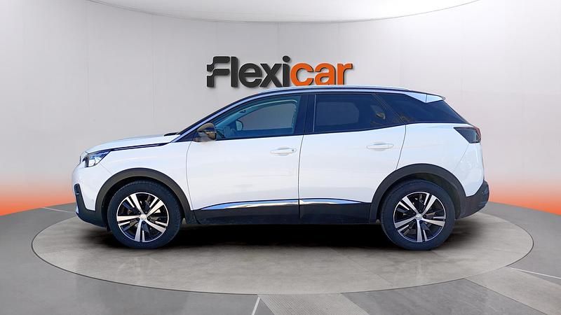 Usado Peugeot 3008 Allure 131 CV (96 kW) 2018 Blanco SUV