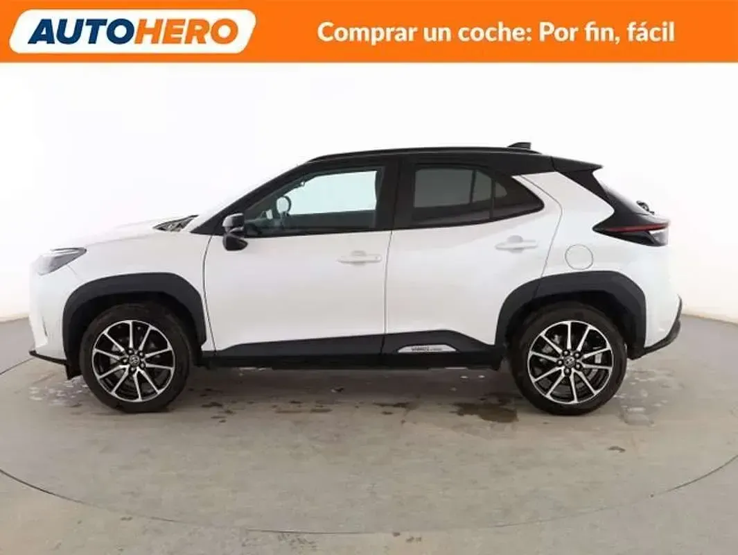 Usado Toyota Yaris Cross Sport 131 CV (96 kW) 2025 Blanco SUV