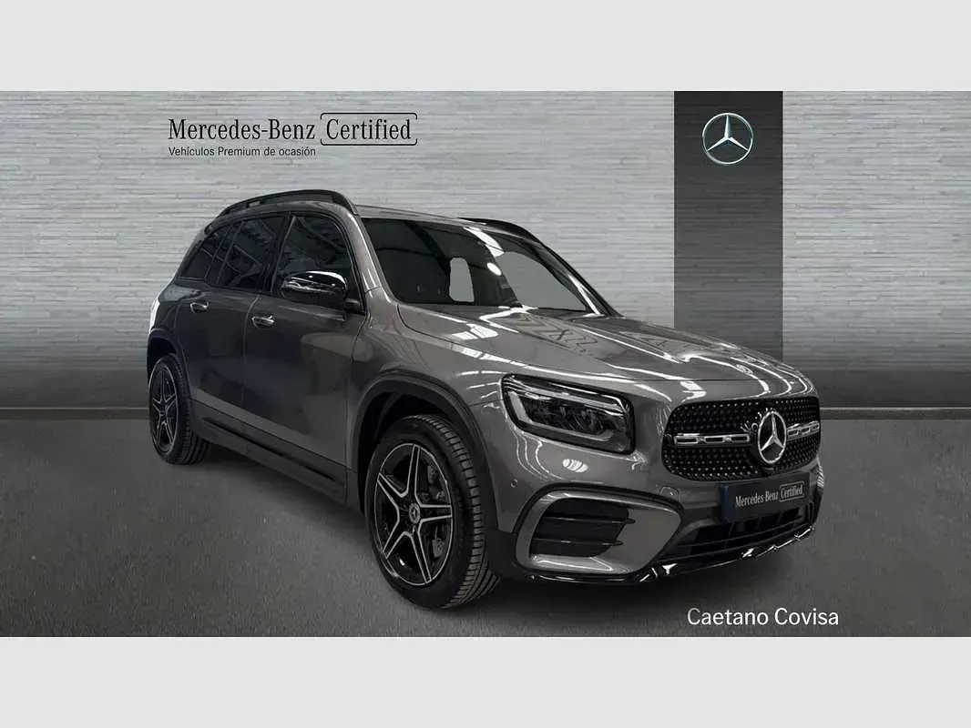 Usado Mercedes GLB220 190 CV (139 kW) 2024 Gris SUV