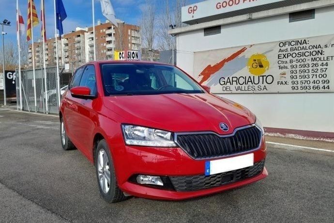 Rojo Usado 2019 Skoda Fabia Berlina | 16.900 € (Caro) - Imagen 1/4
