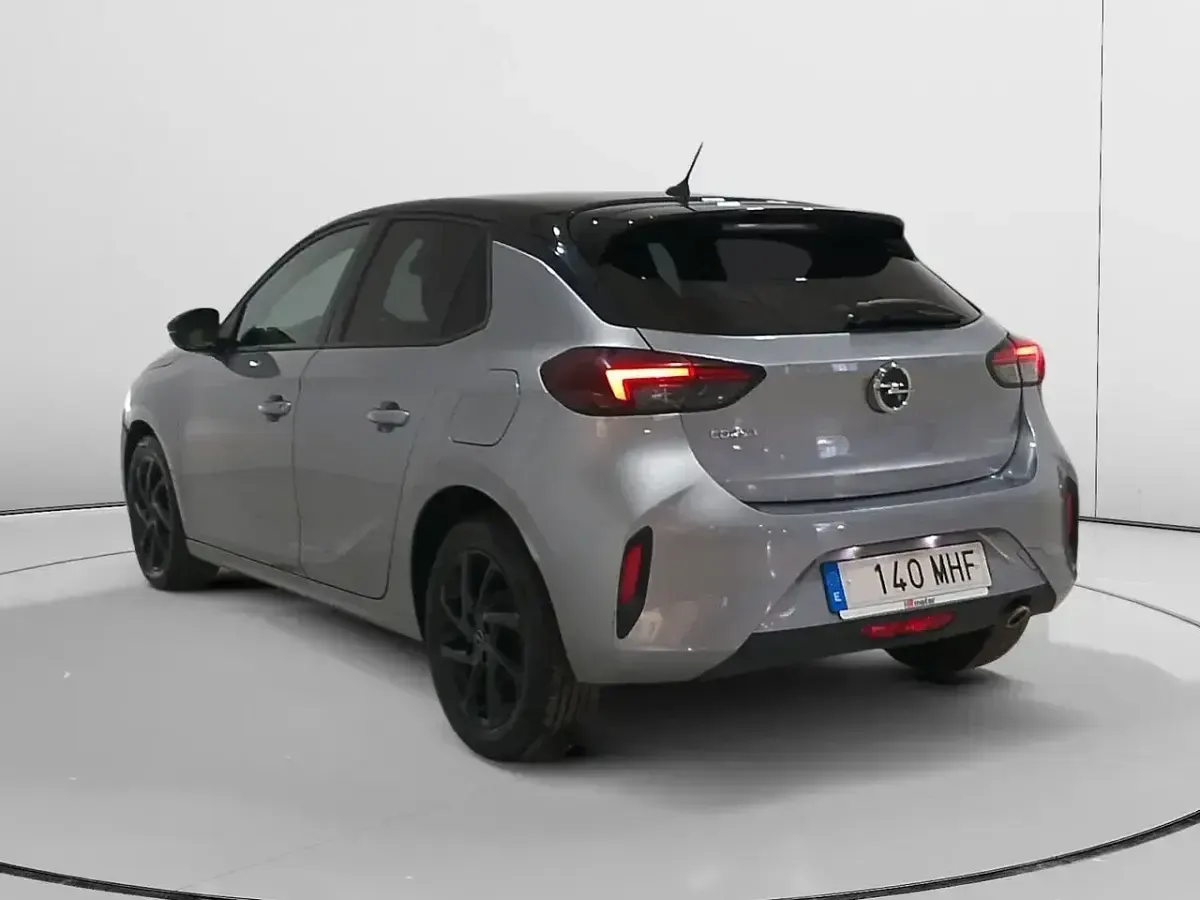 Usado Opel Corsa 101 CV (74 kW) 2023 Gris Berlina