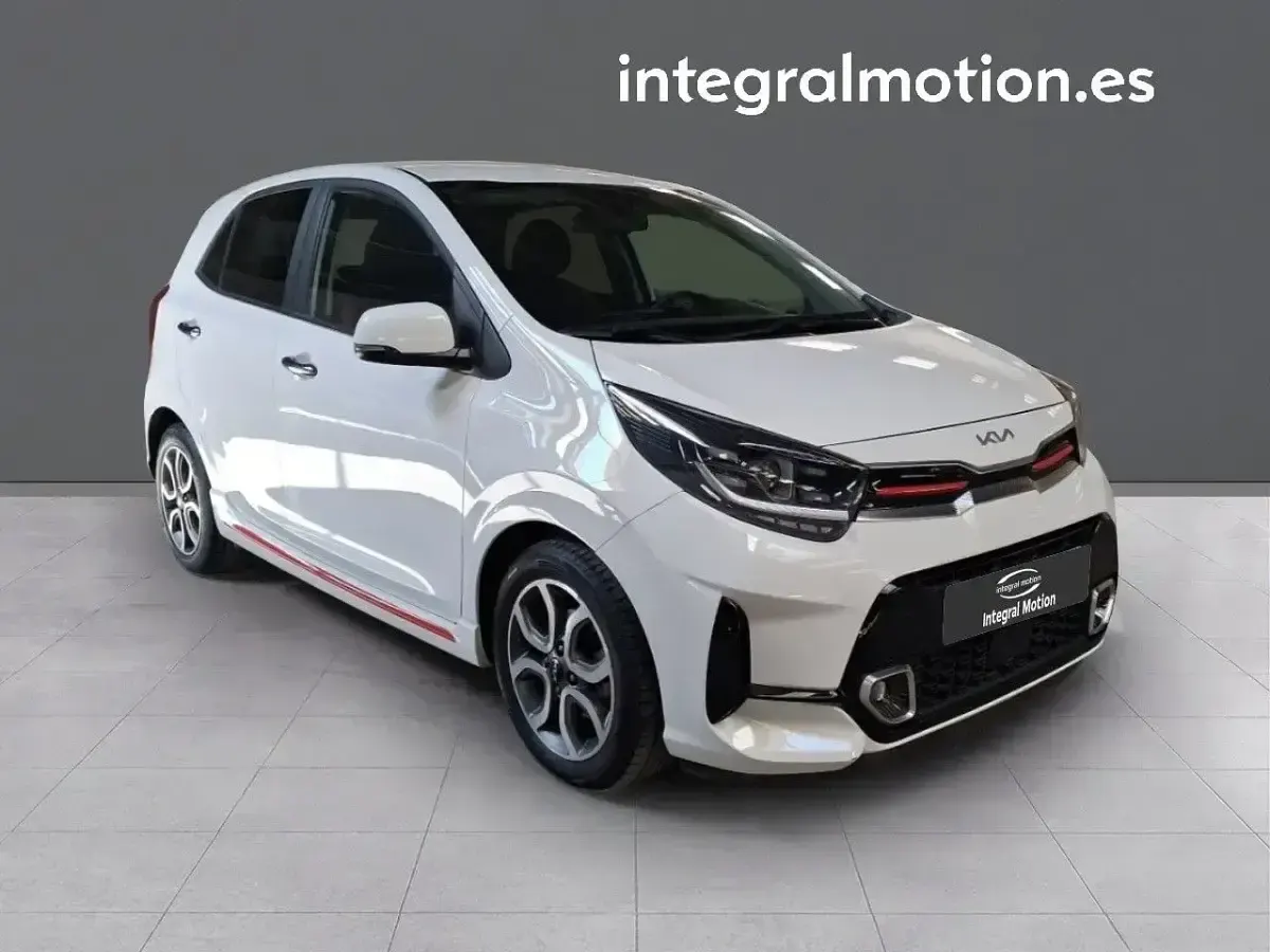 Usado Kia Picanto GT-Line 66 CV (48 kW) 2022 Blanco Utilitario