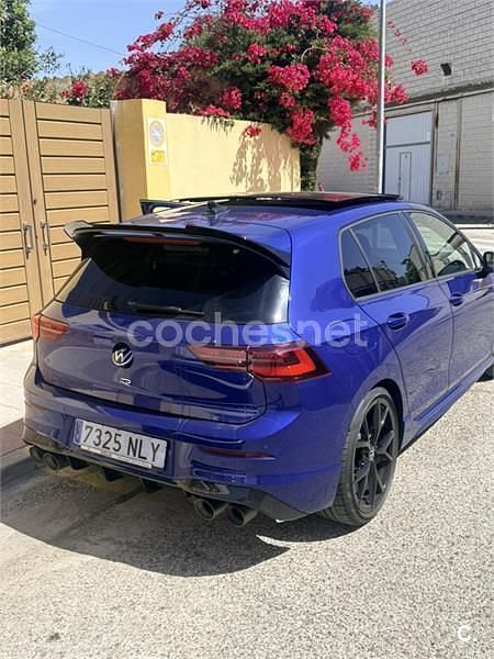 Usado VW Golf VIII R 320 CV (235 kW) 2022 Azul Berlina