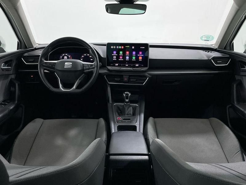 Usado Seat Leon Style 116 CV (85 kW) 2025 Blanco Familiar