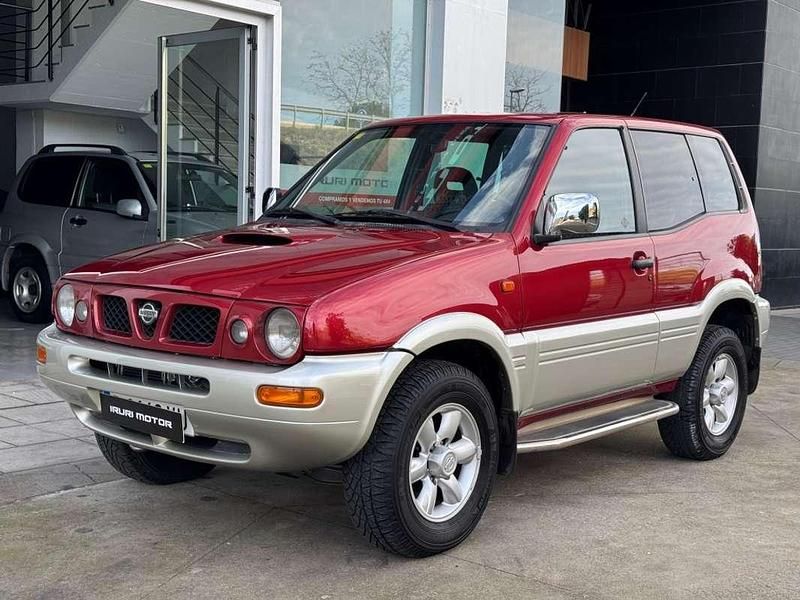 Usado Nissan Terrano 125 CV (91 kW) 1999 Burdeos SUV