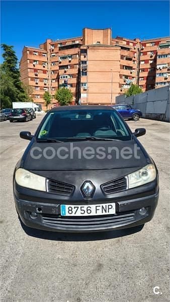 Usado Renault Mégane II Dynamique 150 CV (110 kW) 2007 Negro Berlina