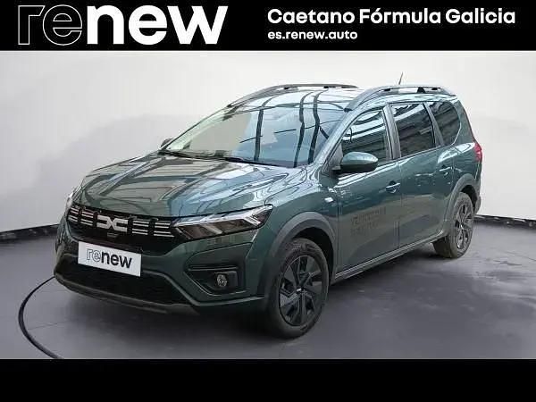Usado Dacia Jogger Expression 140 HP (102 kW) 2025 Verde Monovolume