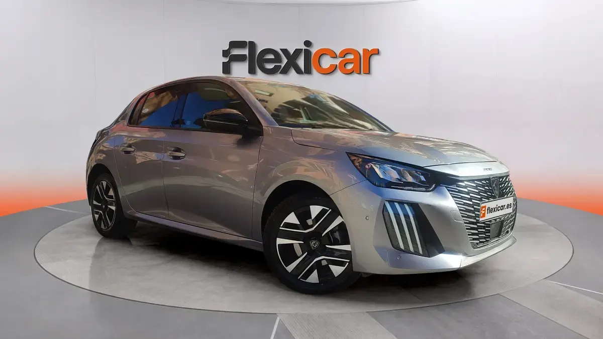 Usado Peugeot 208 Allure 101 CV (74 kW) 2025 Utilitario