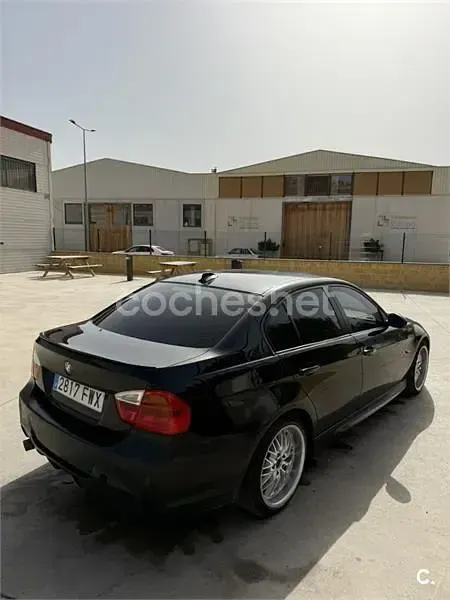 Usado BMW 320 150 CV (110 kW) 2007 Negro Berlina