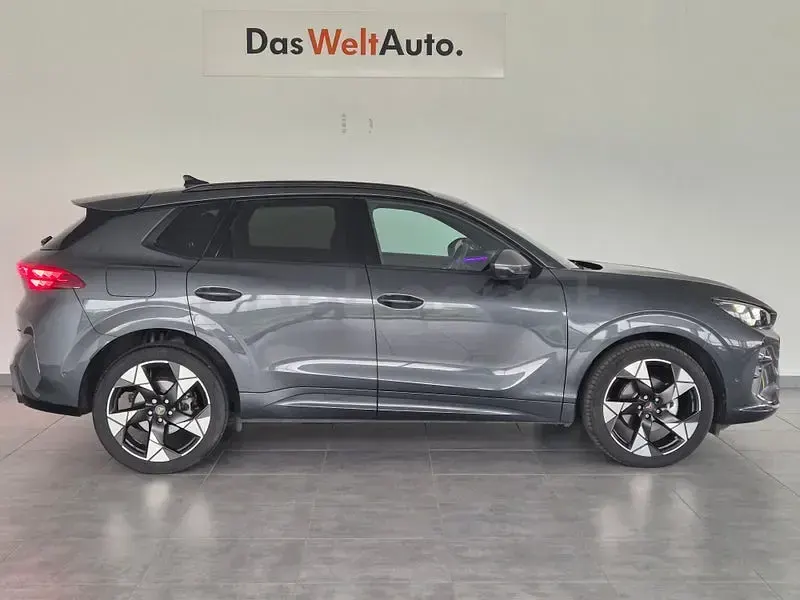 Usado Cupra Terramar 150 CV (110 kW) 2025 Gris / plata SUV