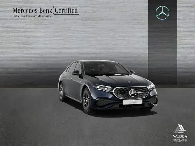 Usado Mercedes E300 313 CV (230 kW) 2025 Azul náutico