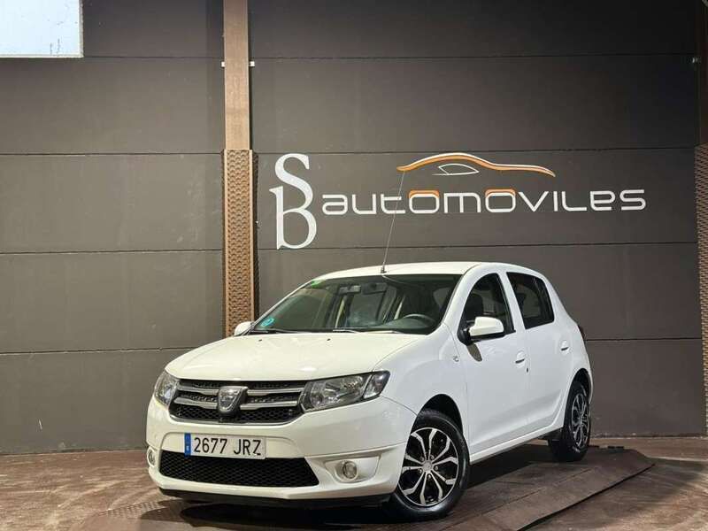 Blanco Usado 2016 Dacia Sandero Lauréate Utilitario | 6990 € (Precio justo) - Imagen 1/4