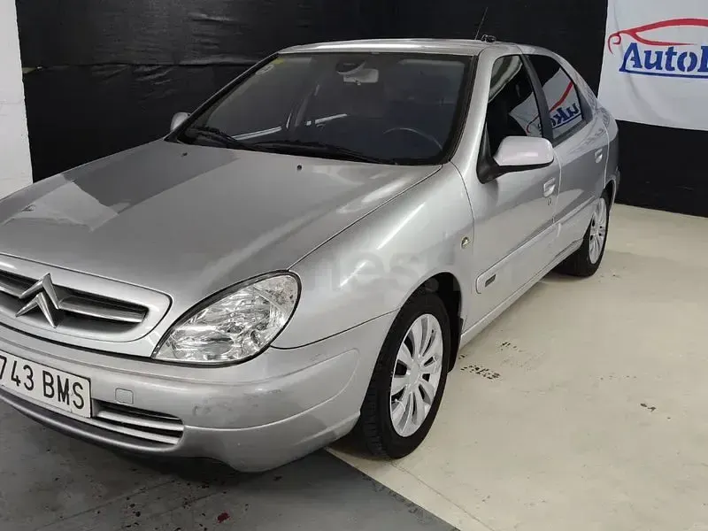 Käytetty Citroën Xsara Exclusive 110 HP (80 kW) 2002 Harmaa Sedan