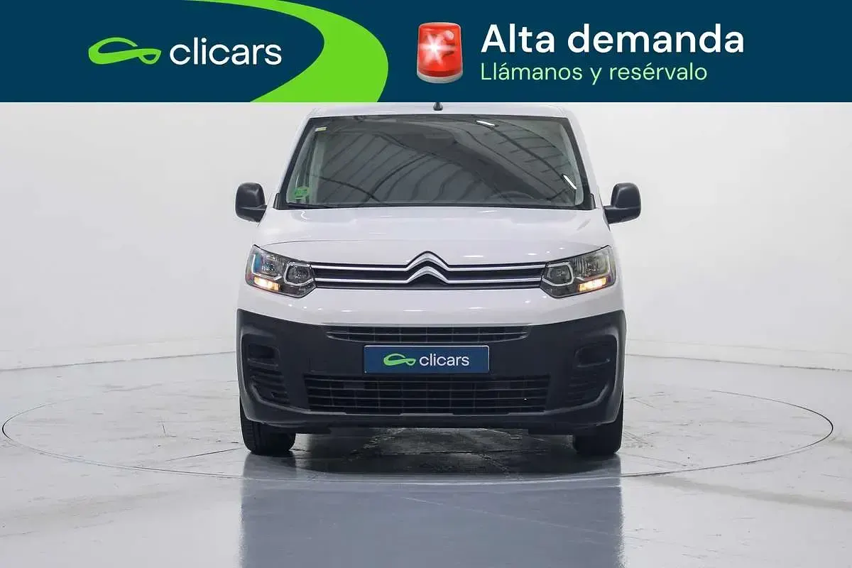 Usado Citroën Berlingo 102 CV (75 kW) 2021 Blanco Monovolumen