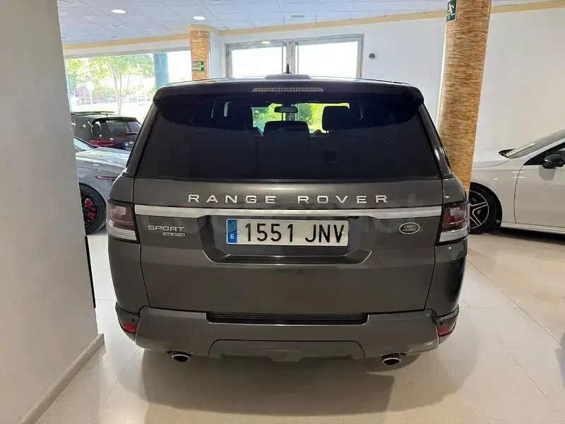 Usado Land Rover Range Rover HSE 306 CV (225 kW) 2016 Gris / plata SUV