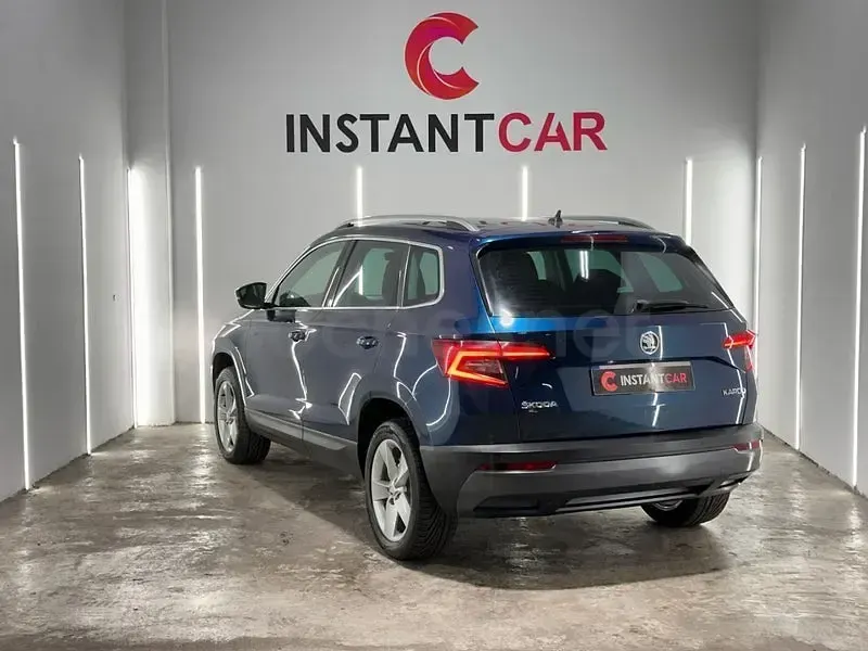 Usado Skoda Karoq Style 150 CV (110 kW) 2018 Verde SUV