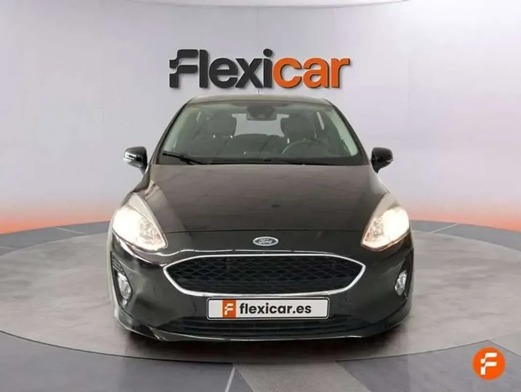 Usado Ford Fiesta Trend 86 CV (63 kW) 2018 Negro Utilitario