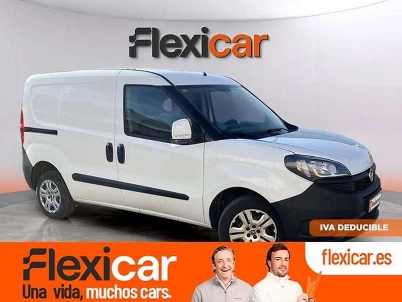 Blanco Usado 2019 Fiat Doblò Easy Monovolumen | 8990 € (Buen precio) - Imagen 1/4