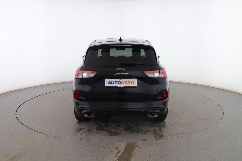 Usado Ford Kuga Vignale 190 CV (139 kW) 2021 Negro SUV