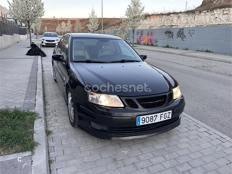 Usado Saab 9-3 Vector 150 CV (110 kW) 2006 Negro Berlina