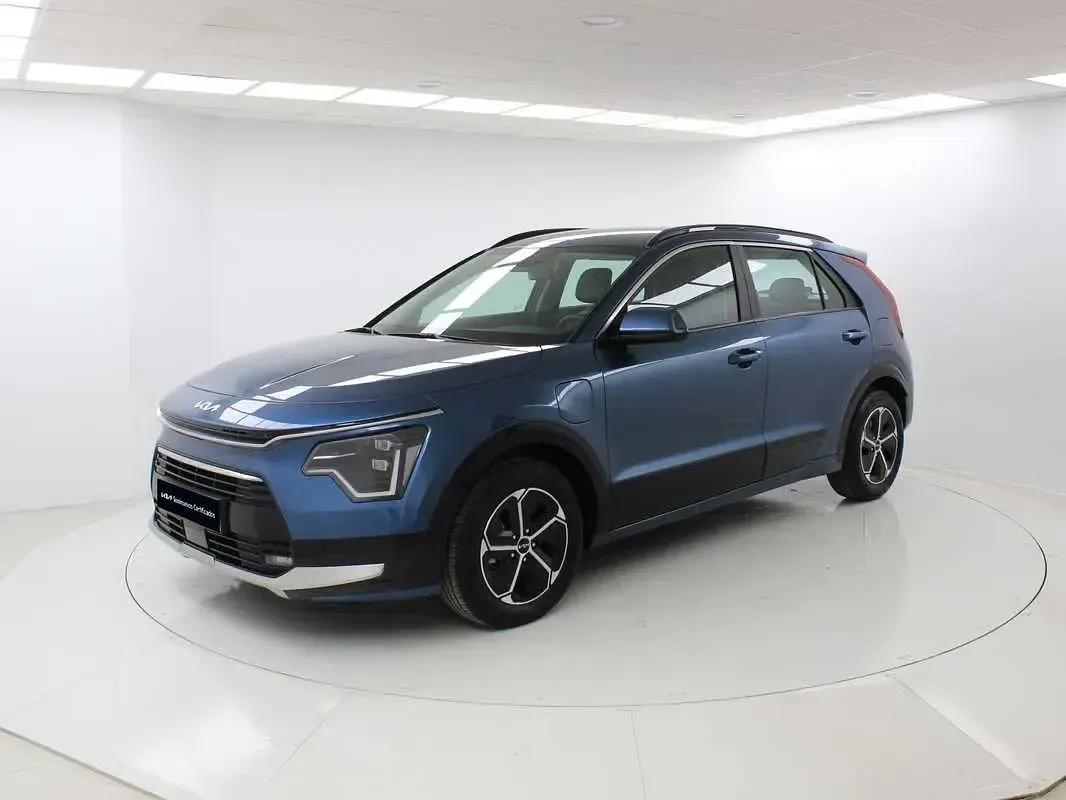 Usado Kia Niro 184 CV (135 kW) 2024 Azul SUV