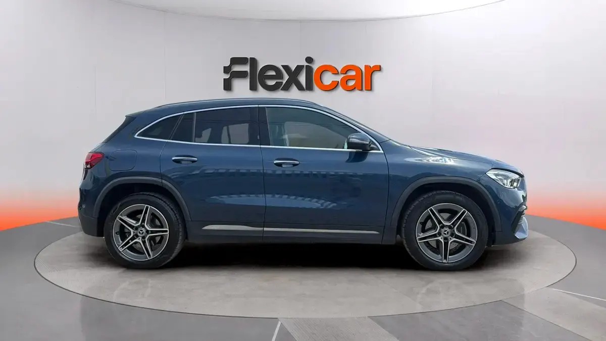 Usado Mercedes GLA250 218 CV (160 kW) 2022 Azul SUV