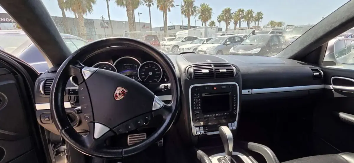 Usado Porsche Cayenne Turbo 450 CV (330 kW) 2003 Gris SUV