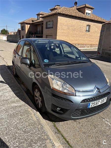 Usado Citroën C4 Picasso 120 CV (88 kW) 2009 Gris / plata Monovolumen