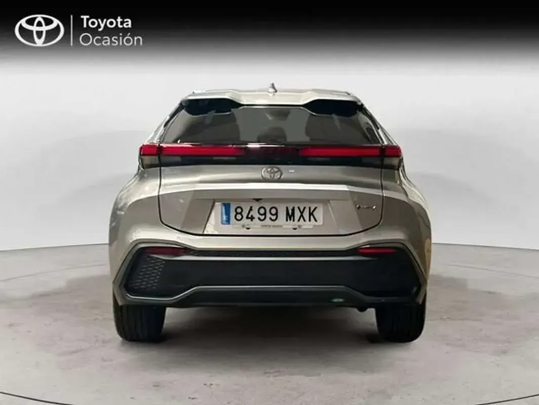 Usado Toyota C-HR Advance 140 CV (102 kW) 2026 Gris SUV