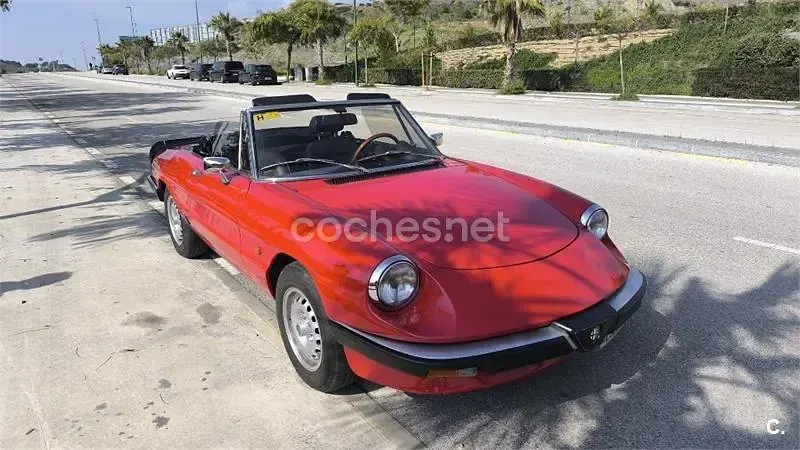 Usado Alfa Romeo Spider 128 CV (94 kW) 1986 Rojo Descapotable
