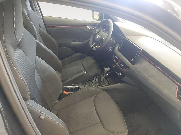 Usado Skoda Scala 115 CV (84 kW) 2024 Negro Utilitario