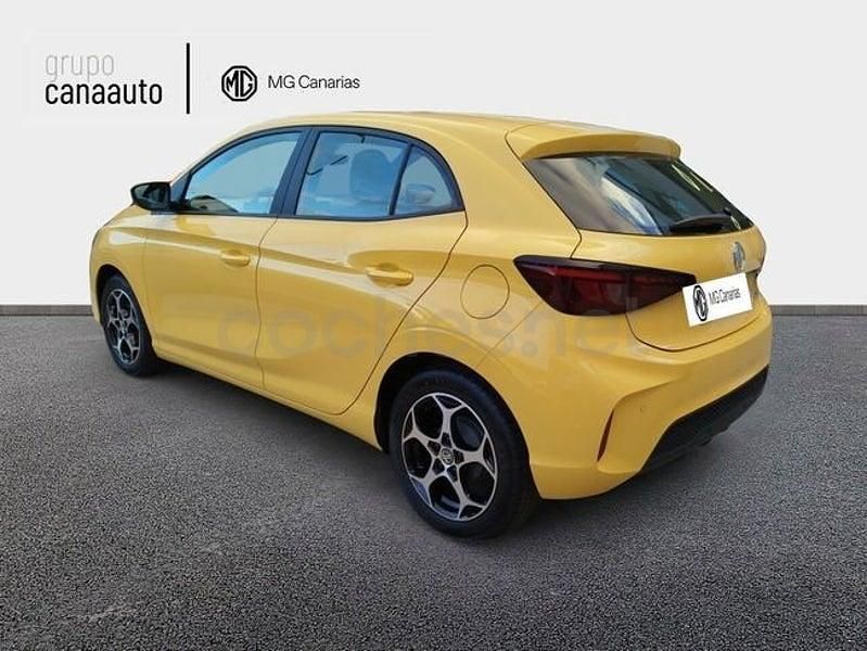 Usado MG MG3 Comfort 116 CV (85 kW) 2025 Amarillo Utilitario