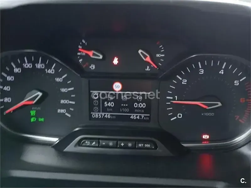 Usado Peugeot Rifter Allure 130 CV (95 kW) 2021 Blanco Monovolumen