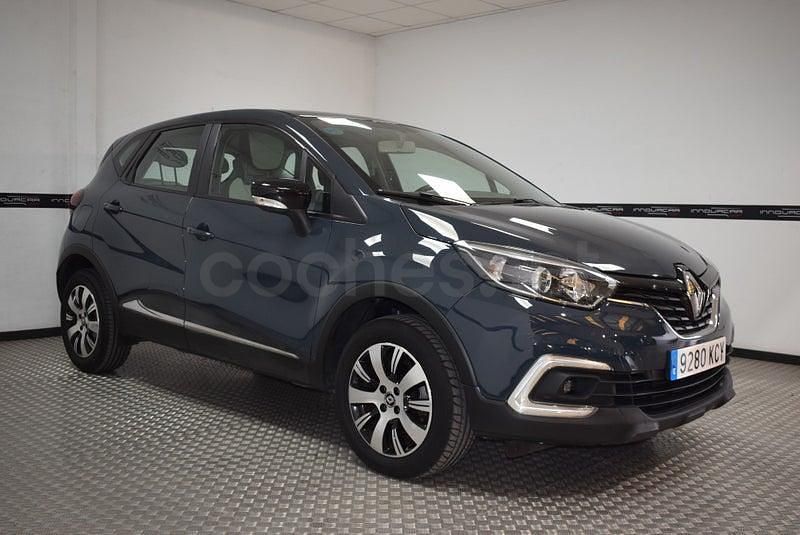Usado Renault Captur Intens 90 CV (66 kW) 2017 Azul SUV