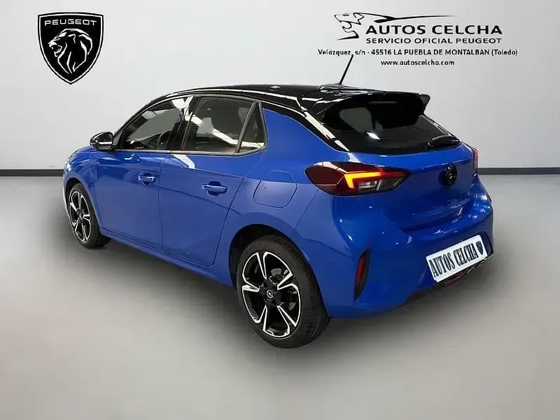 Usado Opel Corsa 100 CV (73 kW) 2024 Azul Utilitario