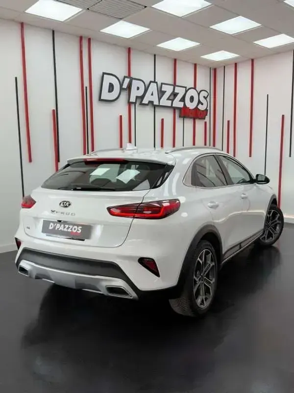 Usado Kia XCeed 140 CV (102 kW) 2019 Blanco SUV