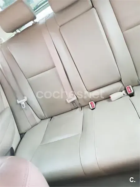 Usado Toyota Avensis Executive 150 CV (110 kW) 2006 Azul Berlina