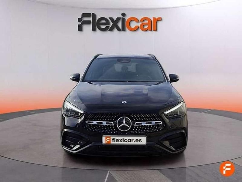 Usado Mercedes GLA200 150 CV (110 kW) 2025 Negro SUV