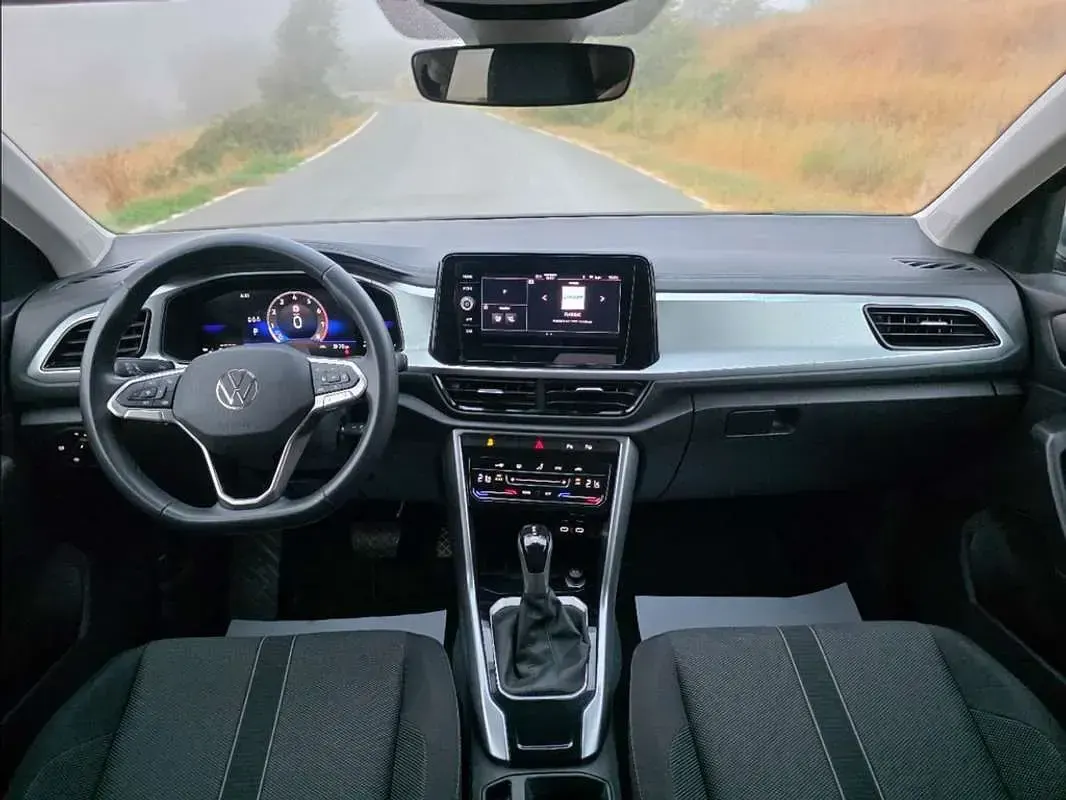 Usado VW T-Roc 150 CV (110 kW) 2025 Azul SUV