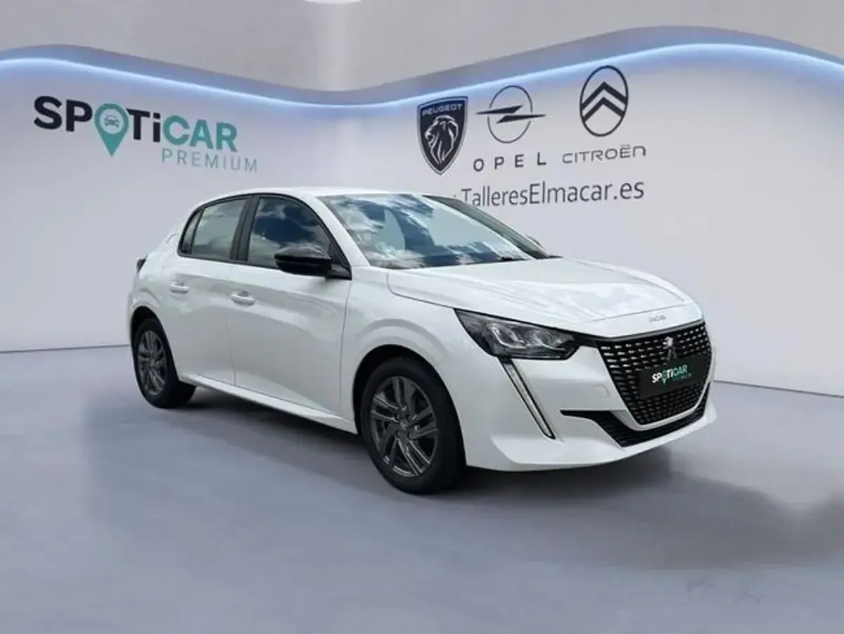 Usado Peugeot 208 Active 100 CV (73 kW) 2022 Blanco Utilitario
