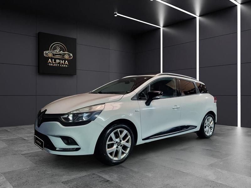 Usado Renault Clio GrandTour LIMITED 90 CV (66 kW) 2018 Blanco Familiar
