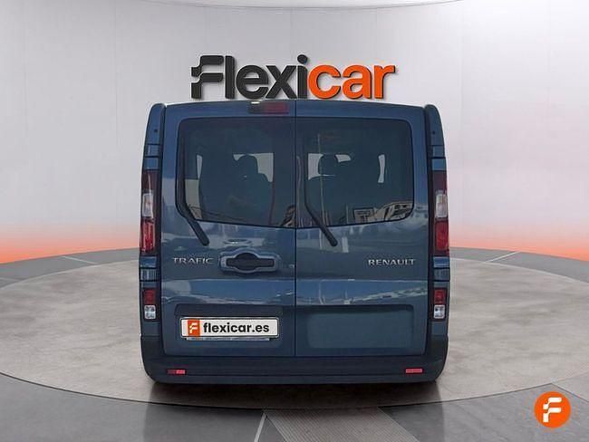 Usado Renault Trafic 120 CV (88 kW) 2018 Azul Monovolumen