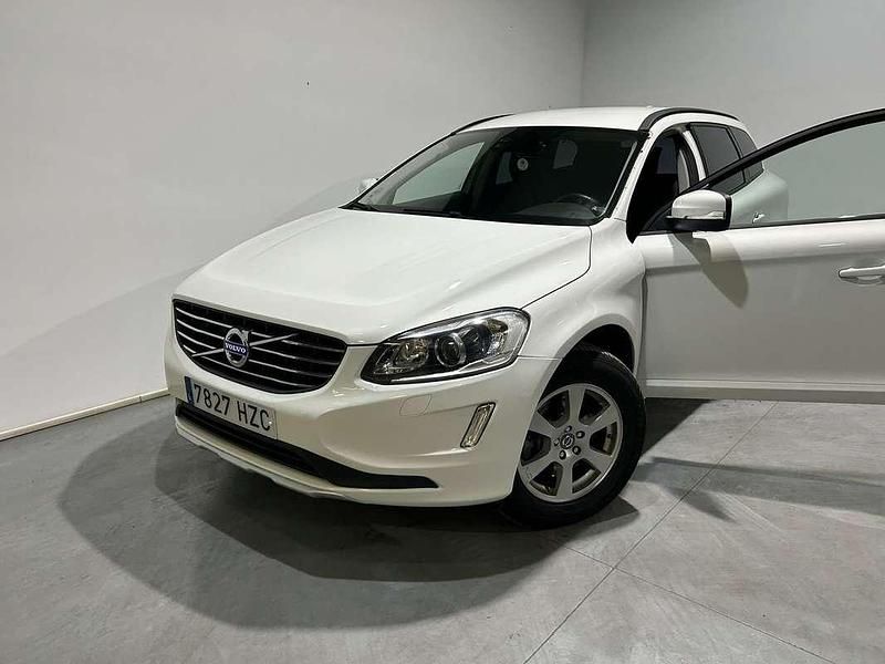 Usado Volvo XC60 Kinetic 136 CV (100 kW) 2014 Blanco SUV