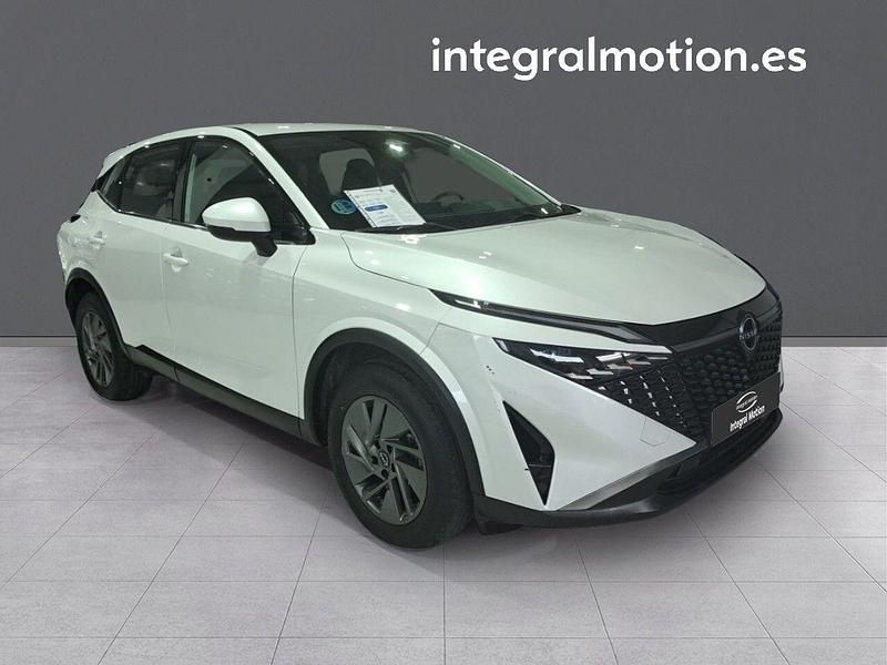 Usado Nissan Qashqai Acenta 157 CV (115 kW) 2024 Blanco SUV
